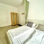 Contactless Self-Check-In - City Apartment Zum Wohlfuehlen Ans16